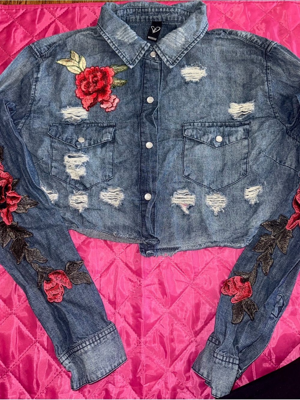 Windsor cropped denim floral top size small